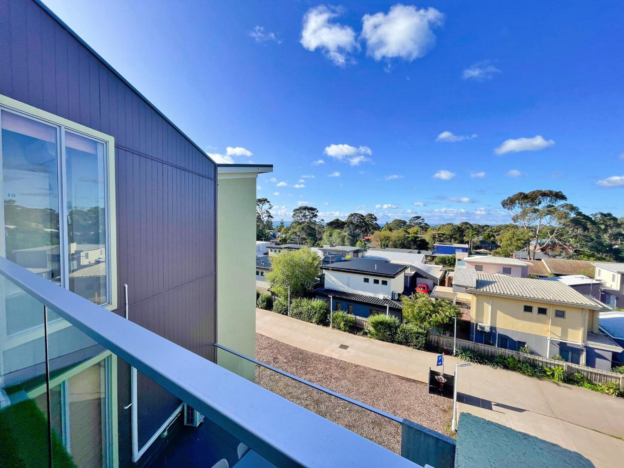 Phillip Island Towers Apartment Cowes Exterior photo